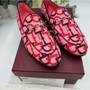 Women's Gucci horse bit canvas/ leather loafers size 39.5 made in
Italy